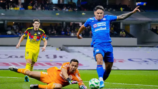 Cruz Azul buscará extender su invicto ante América en Liga MX.