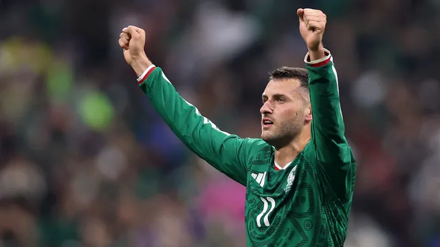 La decisión que tomaron FC Porto y AC Milan en conjunto sobre el futuro de Santiago Giménez