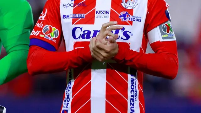 Juan Sanabria respondió a Cruz Azul y América.