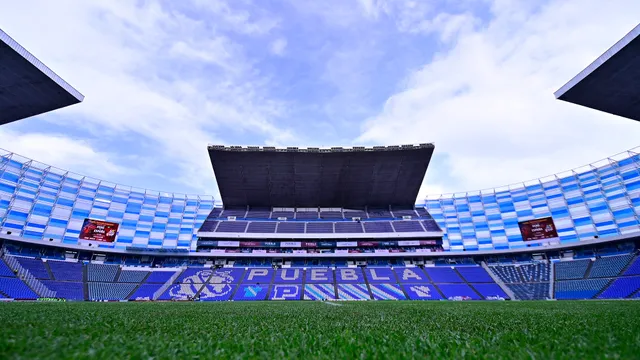 Puebla calienta la previa con un golpe bajo: se burlan de Cruz Azul por la falta de estadio