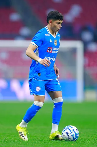 Rogelio González, uno de los menores de Cruz Azul.