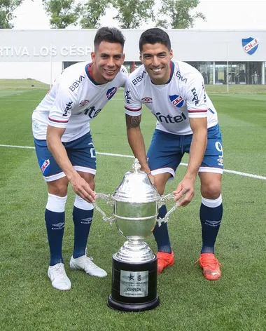 Álex Castro con Luis Suárez en Nacional (IG Álex Castro)