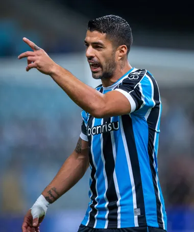 Reportes señalan que Luis Suárez podría reencontrarse con Lionel Messi en Inter Miami (Imago)