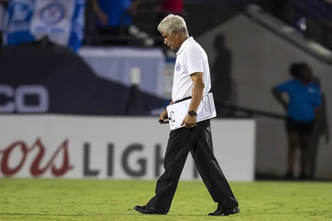 Ricardo Ferretti dejó al equipo en el último puesto de la Liga MX