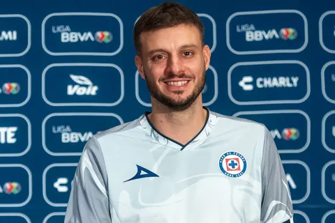 Cruz Azul aumentó masivamente la cotización de su plantilla