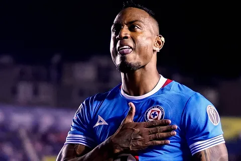 Todo Cruz Azul estuvo equivocado: así se pronuncia correctamente el nombre de Willer Ditta