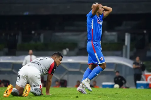 INSÓLITO: La razón por la que Iván Morales no quiere ir a San Lorenzo de Almagro
