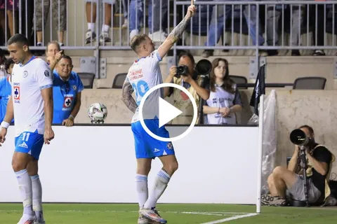Rotondi marcó en el tiempo regular y su penal, ¡enorme!