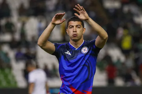 ¿Se va Erik Lira a Tigres?