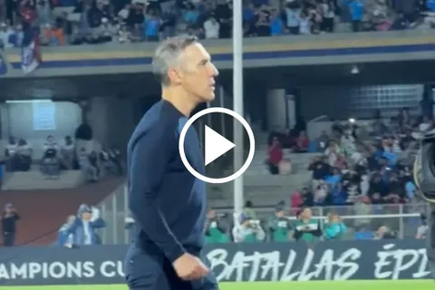 La emotiva reacción de Vicente Sánchez tras el gol que sentenció el pase a la final.