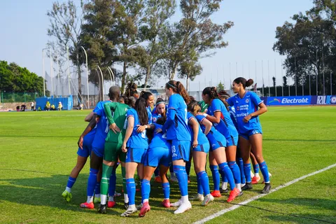 Cruz Azul femenil se da un festín en pretemporada y mete miedo de cara al Apertura 2026