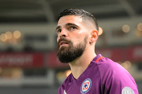 Andrés Gudiño pudo hacer algo más en el gol de Gignac
