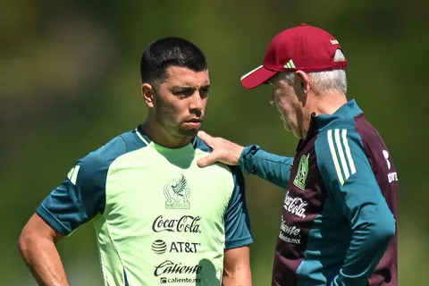 Erik Lira se presentó en el CAR tras el caos que sacudió a toda la Liga MX.