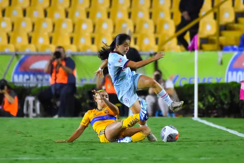 Cruz Azul Femenil cae ante Tigres UANL y sale de los puestos de clasificación