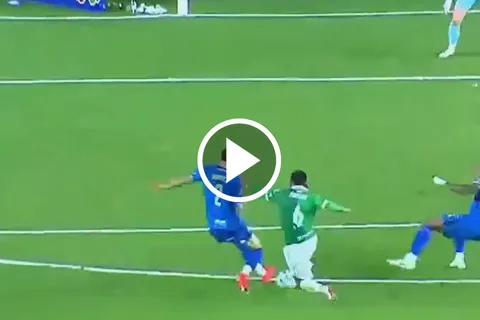 El grave error de Jorge Sánchez que facilitó el gol del León contra Cruz Azul en Liga MX
