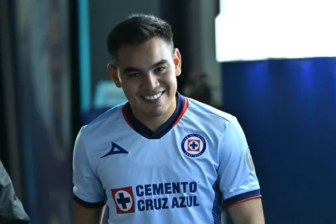 De 19 a 19 en Cruz Azul: el mensaje del Chelito Delgado a Charly Rodríguez por su cumpleaños