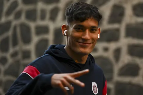 Revelan el valor de la cláusula de rescisión de Chiquete Orozco