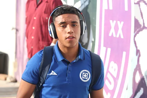 Nadie se meterá con él: Amaury Morales encuentra padrino en el plantel de Cruz Azul