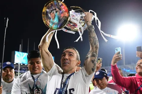 El uruguayo hizo mención a los rumores que marcan su salida.