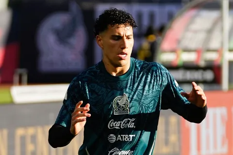 Jorge Sánchez fue objeto de opiniones cruzadas por la Selección Mexicana.