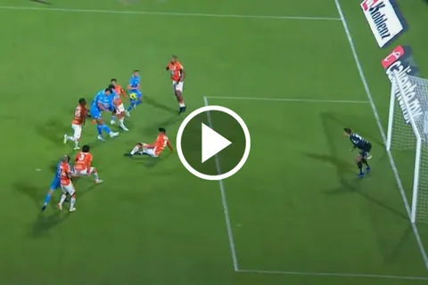 ¡El héroe! El golazo con el que el Toro Fernández sacó el orgullo y le dio el triunfo a Cruz Azul vs. Pachuca