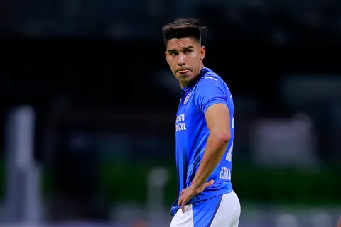 Pol Fernández rompió el silencio: El ex jugador de Cruz Azul explotó y aclaró su futuro