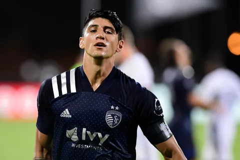 MERCADO 2023 | La exigencia principal de Alan Pulido para fichar por Cruz Azul