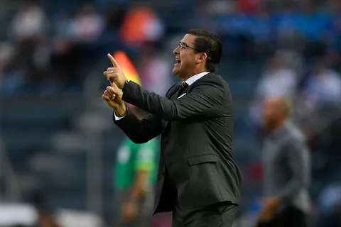 Joaquín Moreno debe mejorar esto de Cruz Azul