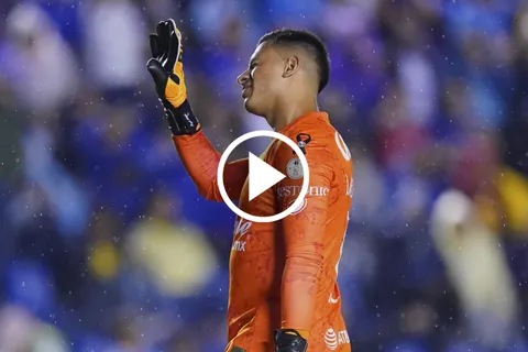No se vio en TV: Luis Malagón se mofó de la afición de Cruz Azul y llegó el gol de La Máquina