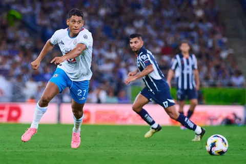 Romo dejó un recado frente a Rayados.