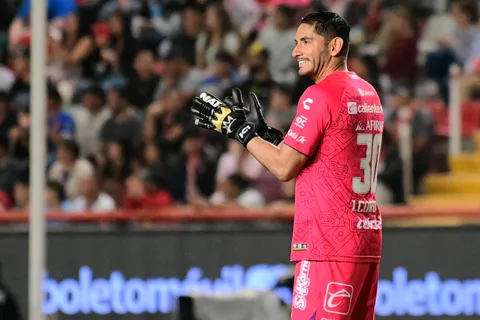 Se viene el reencuentro con Cruz Azul: ¿cuántos goles ha recibido Jesús Corona con Xolos?