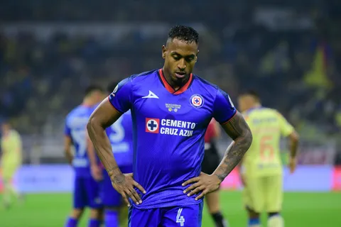 Willer Ditta: revelan los tres equipos de la Liga MX que quieren fichar al central de Cruz Azul