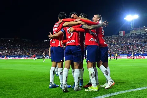 Toda la verdad detrás del intercambio entre Cruz Azul y Chivas