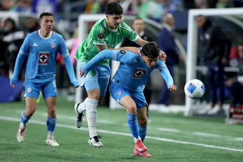 ¿Por eso no jugaba? El video de Andrés Montaño frente a Seattle que decepcionó en Cruz Azul