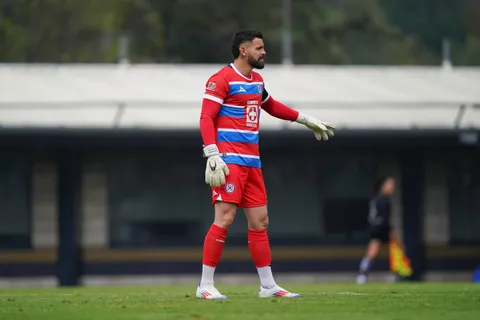 Andrés Gudiño en problemas con la Sub 23: Cruz Azul perdió ante Pumas el punto extra en penales