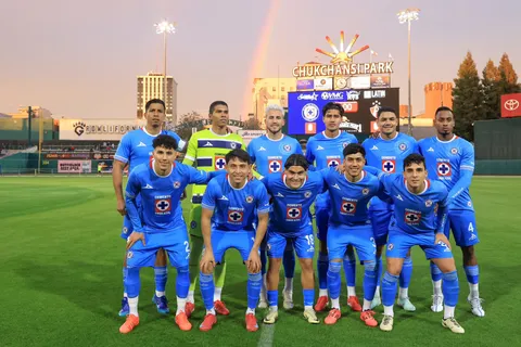 Cruz Azul cerró su gira por Estados Unidos con dos victorias.