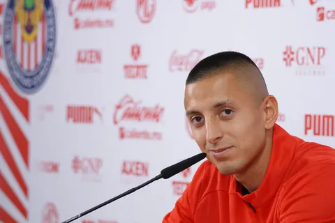 Se confirma el club del Piojo Alvarado hasta el 2028: Cruz  Azul todavía no recibirá dinero