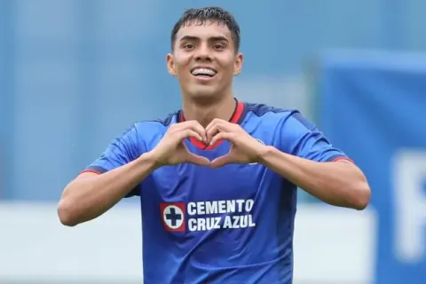 Promesa de la cantera: los números de Bryan Gamboa con Cruz Azul en su cumpleaños