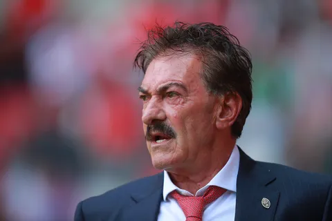Ricardo La Volpe se rindió a los pies del líder cementero.