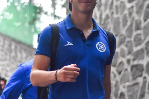 Sorpresas en el 11 de Cruz Azul: tres cambios en la alineación confirmada contra Toluca
