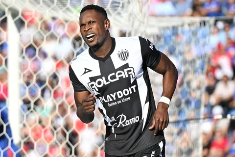 ¿Cambindo debe regresar a Cruz Azul?