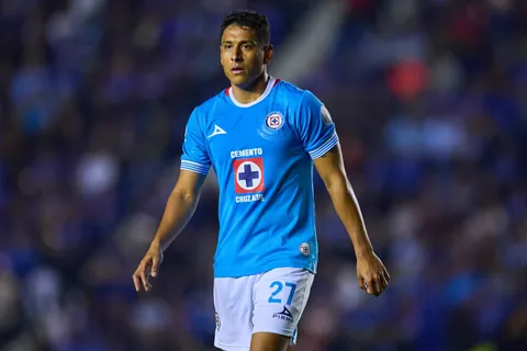 Luis Romo reveló detalles de su traspaso de Monterrey a Cruz Azul.