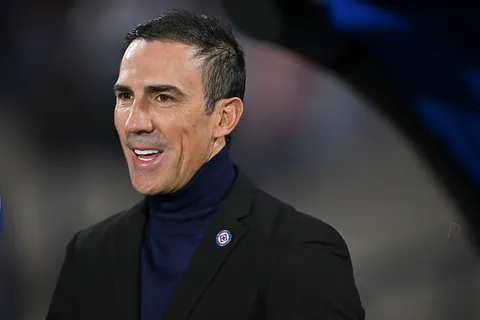 Vicente Sánchez explicó cómo gestionar la delantera de Cruz Azul