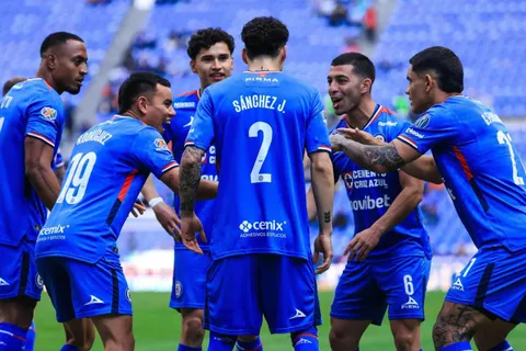 Cruz Azul consiguió una importante victoria en Juárez y la actuación de esta figura fue clave.