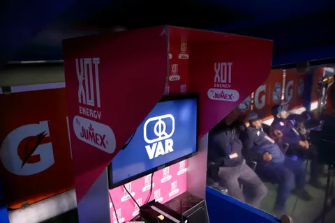 Polémica con Felipe Ramos Rizo: Asegura que le regalaron un penal a Cruz Azul