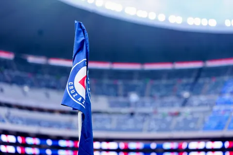Cruz Azul envía queja formal por designación de arbitros a horas de jugar la final: ¿Y ahora qué?