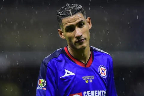 El mensaje de Uriel Antuna que ilusiona a la afición con su continuidad en Cruz Azul