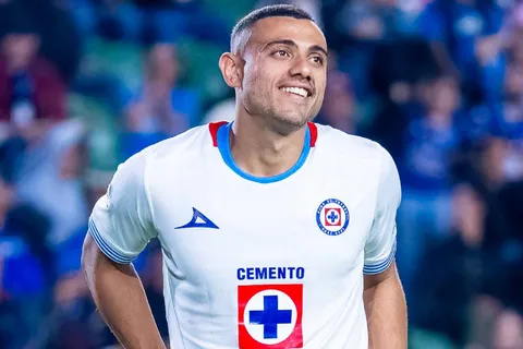 Cruz Azul tendría dos ofertas por Giorgos Giakoumakis: los detalles