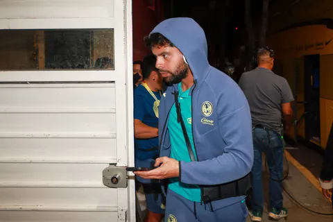 El surgido de Cruz Azul no entra en planes de Guillermo Almada y sale libre del América.