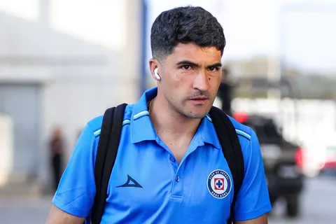 Giro inesperado con el regreso de Nico Ibáñez en Cruz Azul